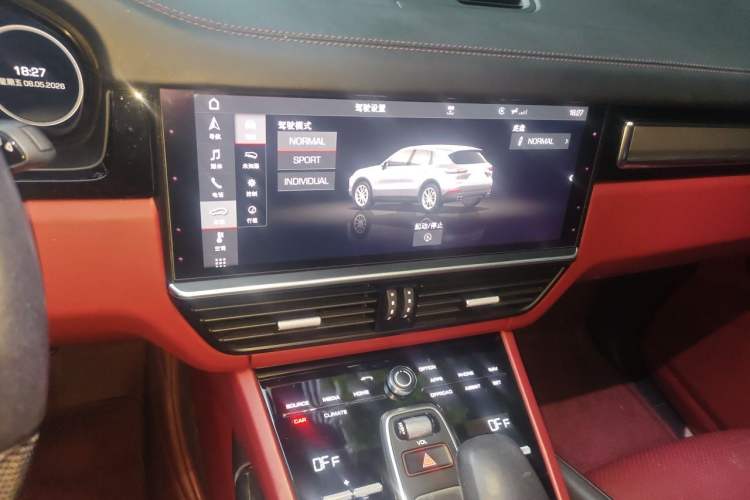 Used Porsche Cayenne 2018 Cayenne 3.0T Audio And AC Panel
