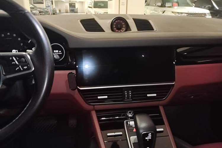 Used Porsche Cayenne 2018 Cayenne 3.0T Audio And AC Panel