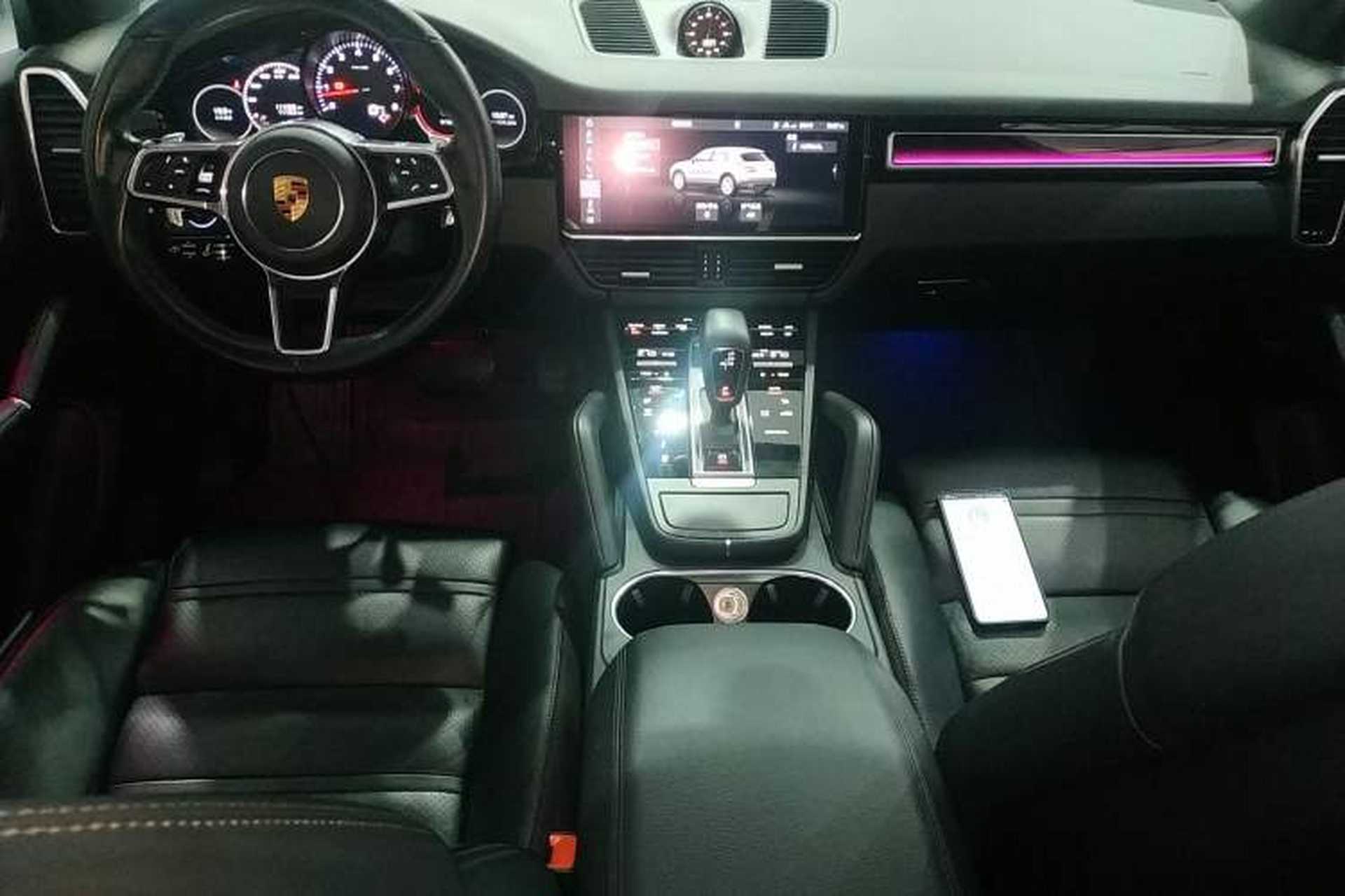 Used Porsche Cayenne 2018 Cayenne 3.0T Audio And AC Panel