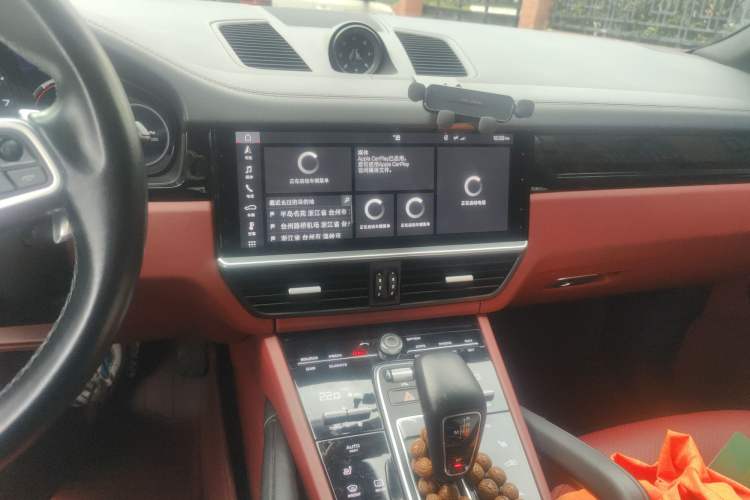 Used Porsche Cayenne 2018 Cayenne 3.0T Audio And AC Panel