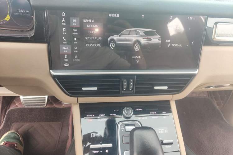 Used Porsche Cayenne 2018 Cayenne S 2.9T Audio And AC Panel