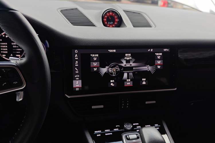 Used Porsche Cayenne 2018 Cayenne 3.0T Audio And AC Panel