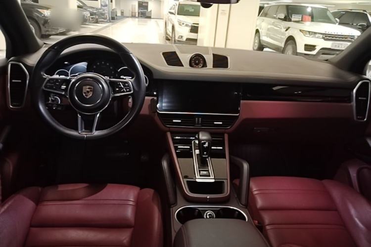 Used Porsche Cayenne 2018 Cayenne 3.0T Center Console