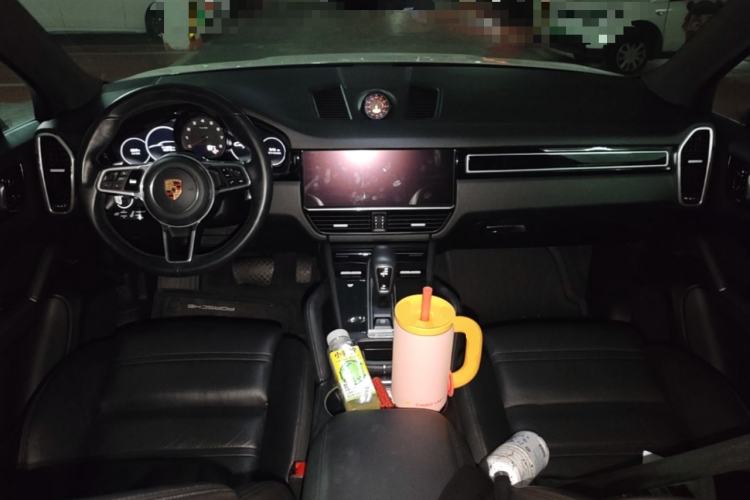 Used Porsche Cayenne 2018 Cayenne 3.0T Center Console