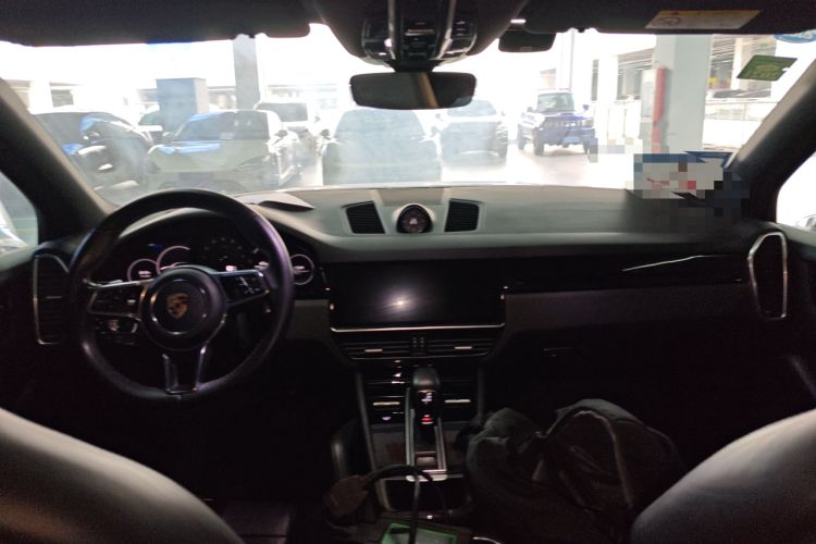 Used Porsche Cayenne 2018 Cayenne 3.0T Center Console
