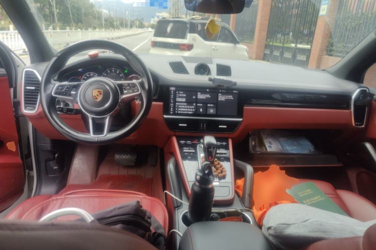 Used Porsche Cayenne 2018 Cayenne 3.0T Center Console