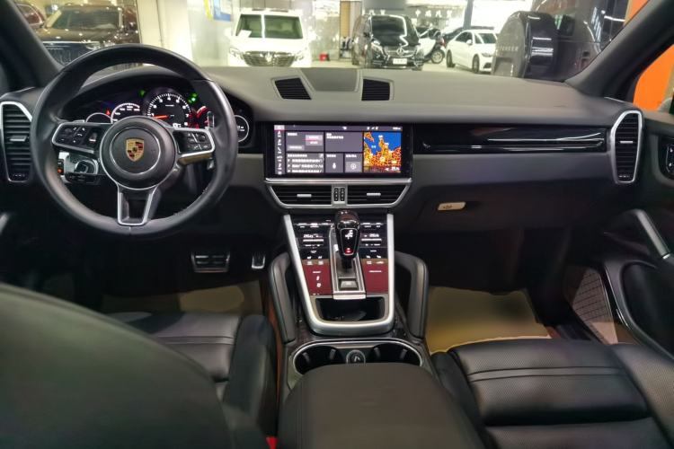 Used Porsche Cayenne 2018 Cayenne 3.0T Center Console