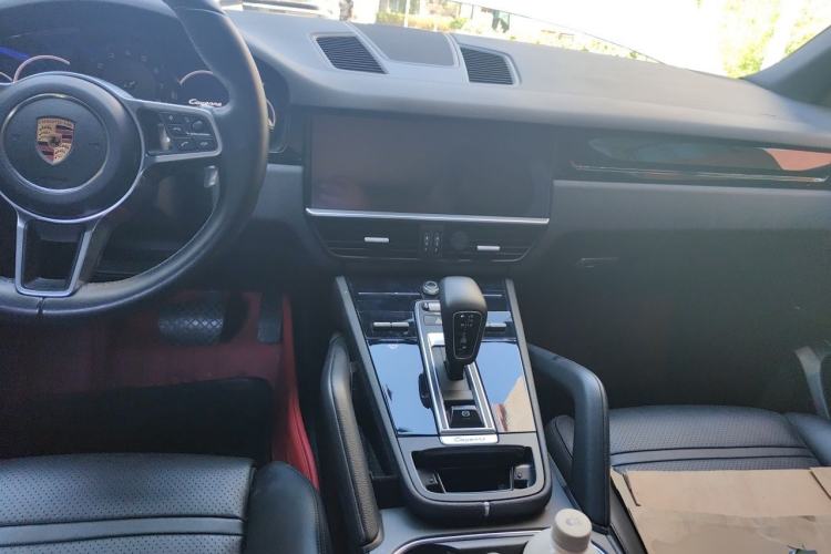 Used Porsche Cayenne 2018 Cayenne 3.0T Center Console