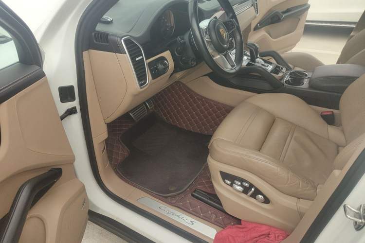 Used Porsche Cayenne 2018 Cayenne S 2.9T Driver Seat
