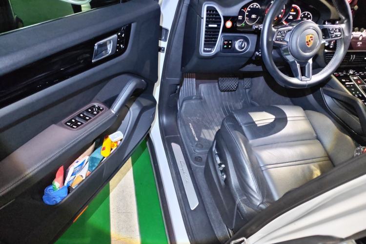 Used Porsche Cayenne 2018 Cayenne 3.0T Driver Seat