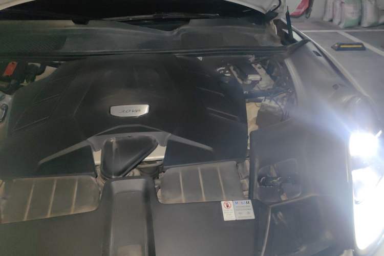 Used Porsche Cayenne 2018 Cayenne 3.0T Engine Bay Left