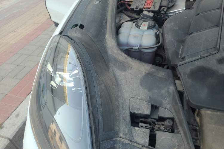 Used Porsche Cayenne 2018 Cayenne 3.0T Engine Bay Right