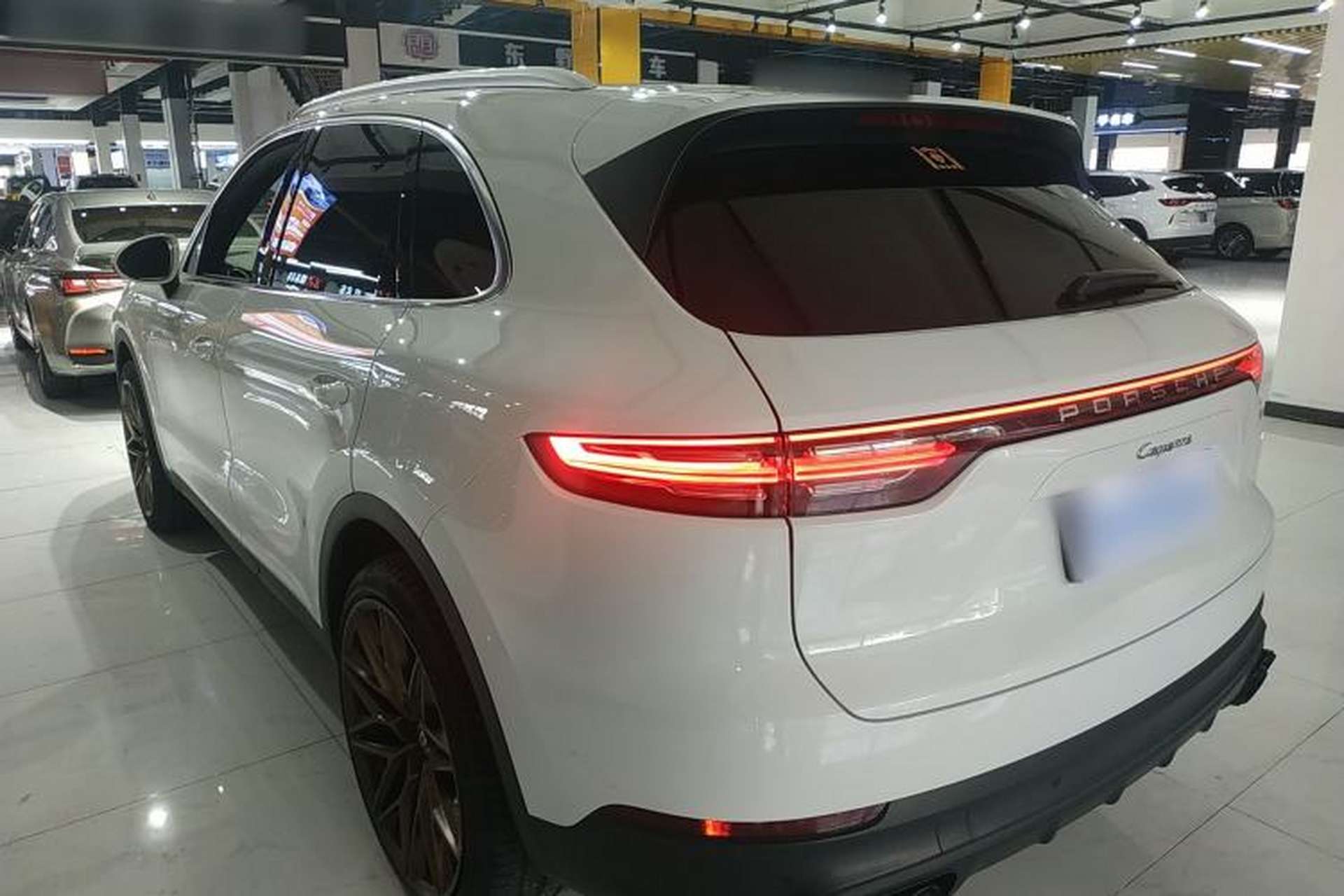 Used Porsche Cayenne 2018 Cayenne 3.0T Exterior 2