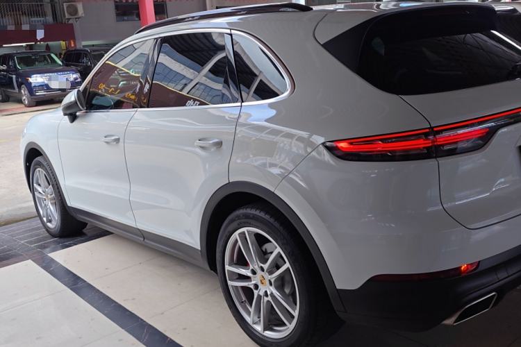 Used Porsche Cayenne 2018 Cayenne 3.0T Exterior 3