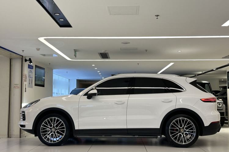 Used Porsche Cayenne 2018 Cayenne 3.0T Exterior 5