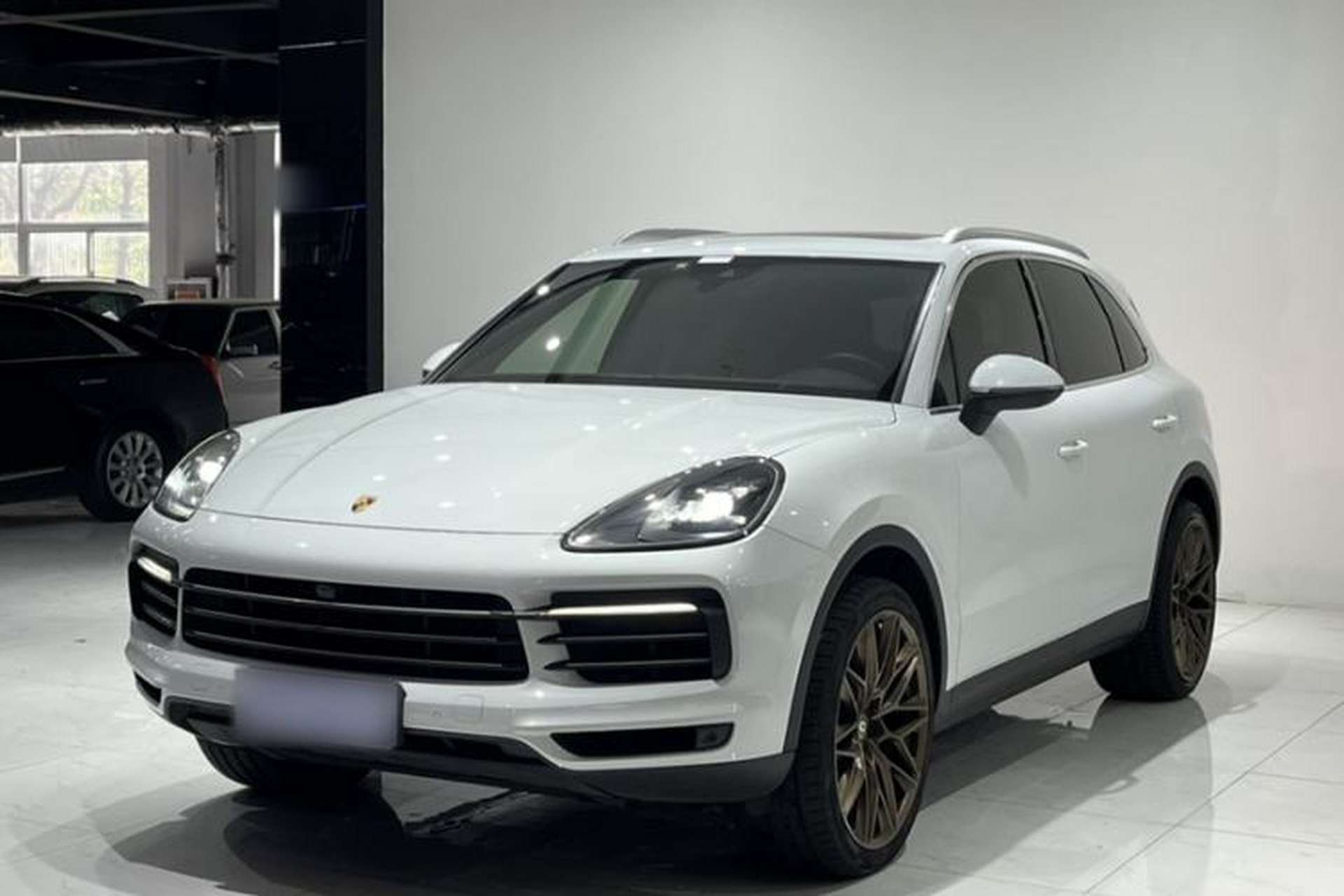 Used Porsche Cayenne 2018 Cayenne 3.0T Front Left 45 Deg