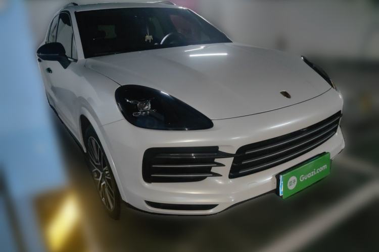 Used Porsche Cayenne 2018 Cayenne 3.0T Front Right 45 Deg