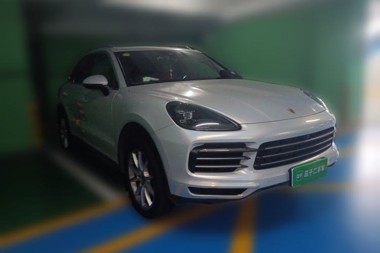 Used Porsche Cayenne 2018 Cayenne 3.0T Front Right 45 Deg