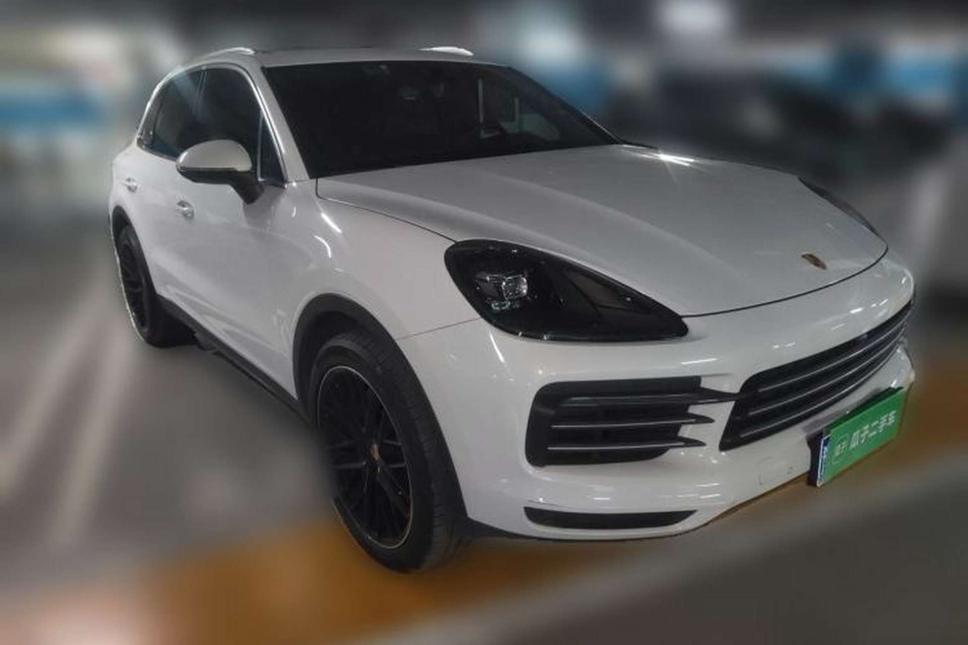Used Porsche Cayenne 2018 Cayenne 3.0T Front Right 45 Deg