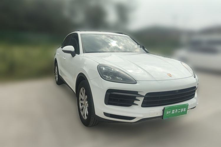 Used Porsche Cayenne 2018 Cayenne S 2.9T Front Right 45 Deg