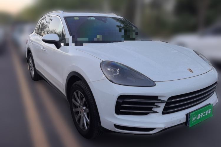 Used Porsche Cayenne 2018 Cayenne 3.0T Front Right 45 Deg