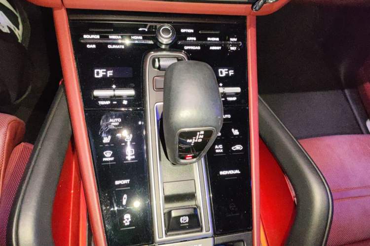 Used Porsche Cayenne 2018 Cayenne 3.0T Gear Lever