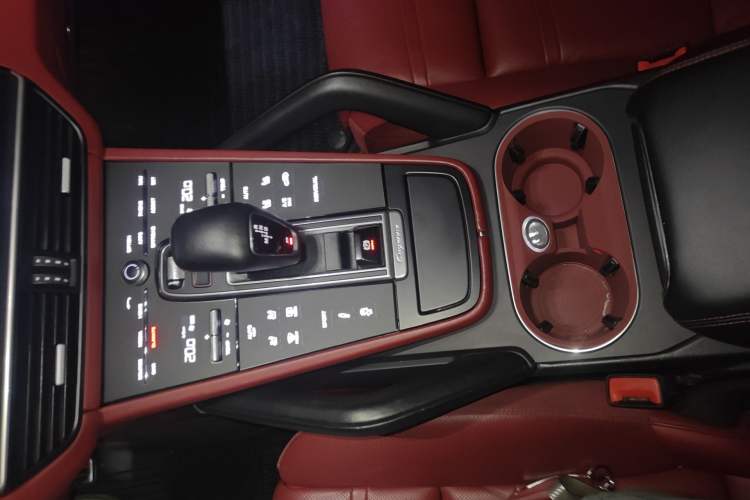 Used Porsche Cayenne 2018 Cayenne S 2.9T Gear Lever