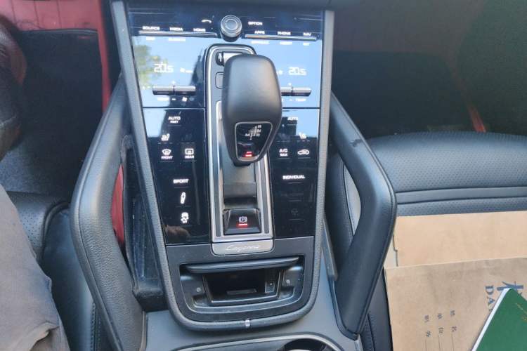 Used Porsche Cayenne 2018 Cayenne 3.0T Gear Lever