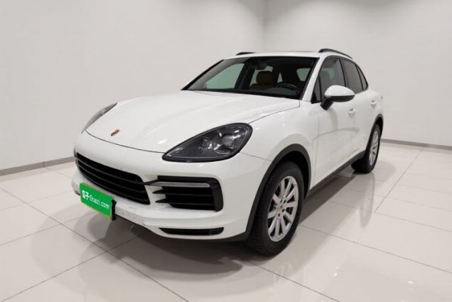 Porsche Cayenne 2018 Cayenne 3.0T مستعملة