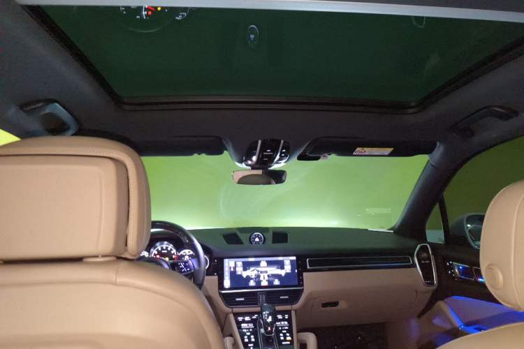 Used Porsche Cayenne 2018 Cayenne 3.0T Headliner