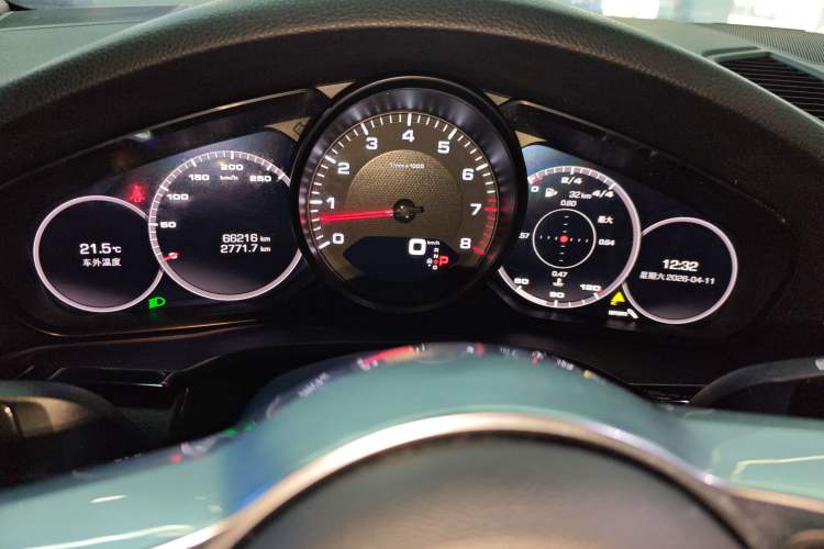 Used Porsche Cayenne 2018 Cayenne 3.0T Instrument Cluster