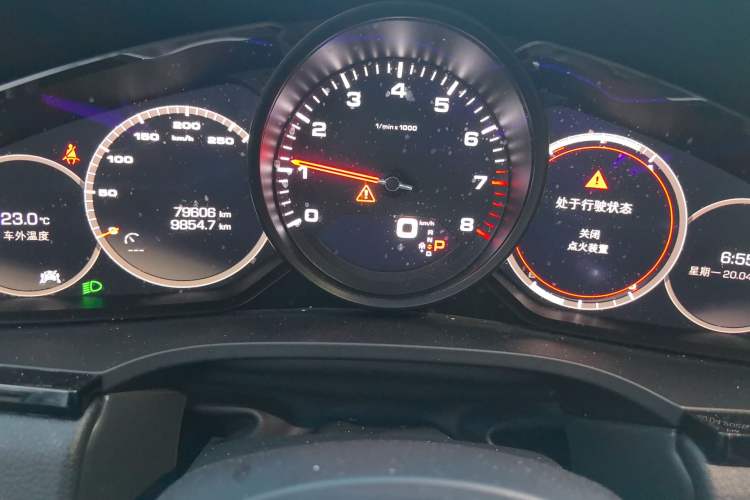 Used Porsche Cayenne 2018 Cayenne 3.0T Instrument Cluster