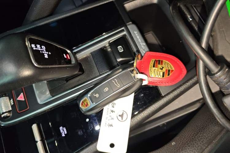 Used Porsche Cayenne 2018 Cayenne 3.0T Interior 1