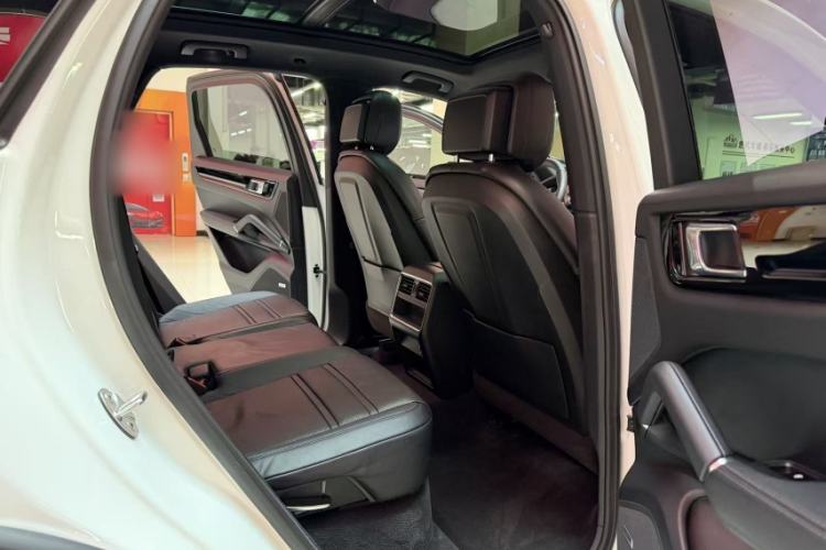Used Porsche Cayenne 2018 Cayenne 3.0T Interior 6