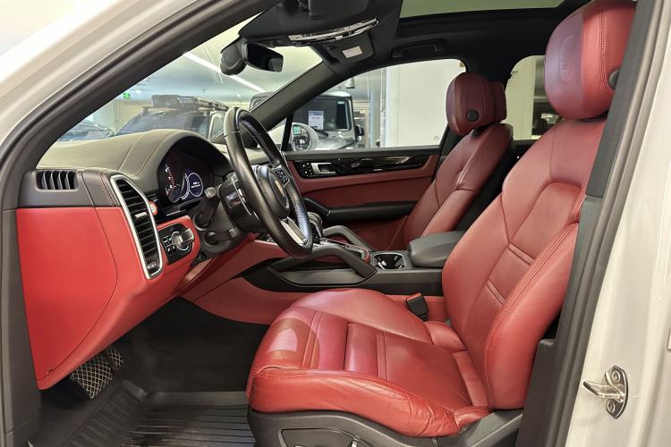 Used Porsche Cayenne 2018 Cayenne 3.0T Interior 7