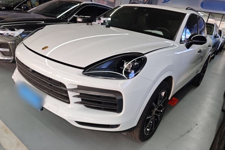 Used Porsche Cayenne 2018 Cayenne 3.0T Guazi used car, China used car export, Used car for sale, Used Porsche cars, Cheapest cars for sale
