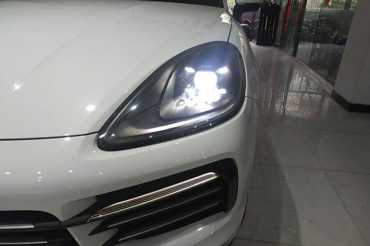 Used Porsche Cayenne 2018 Cayenne 3.0T Left Front Headlight