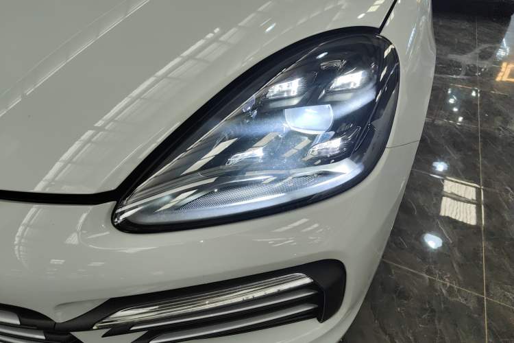 Used Porsche Cayenne 2018 Cayenne 3.0T Left Front Headlight