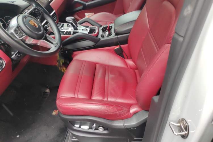 Used Porsche Cayenne 2018 Cayenne 3.0T Left Front Seat