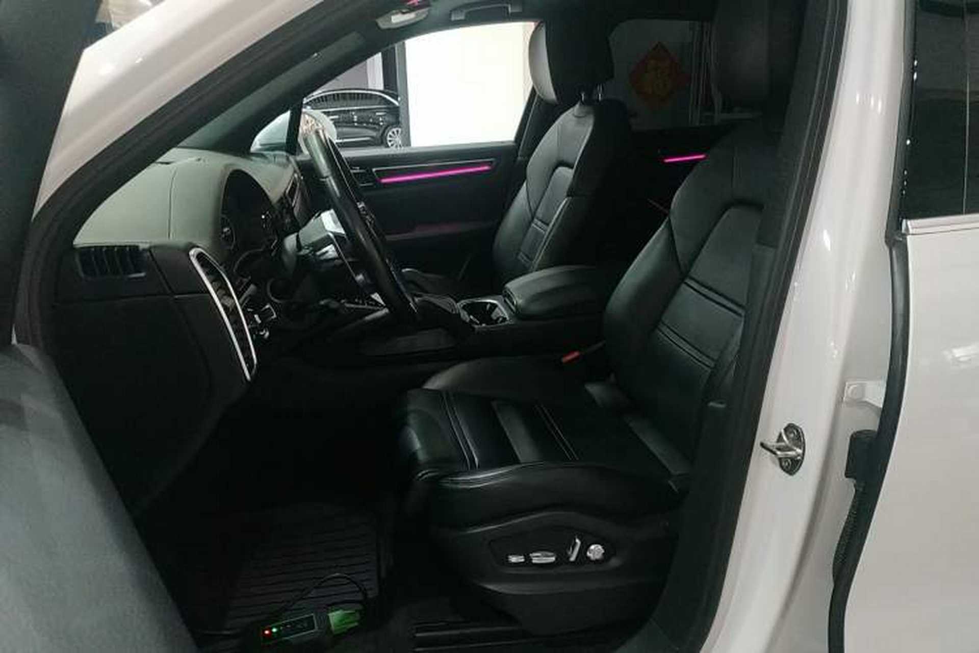 Used Porsche Cayenne 2018 Cayenne 3.0T Left Front Seat