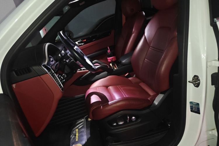 Used Porsche Cayenne 2018 Cayenne 3.0T Left Front Seat