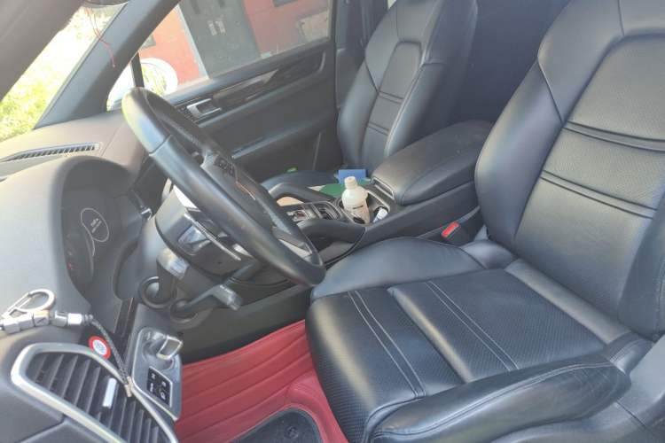 Used Porsche Cayenne 2018 Cayenne 3.0T Left Front Seat