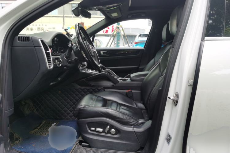 Used Porsche Cayenne 2018 Cayenne 3.0T Left Front Seat