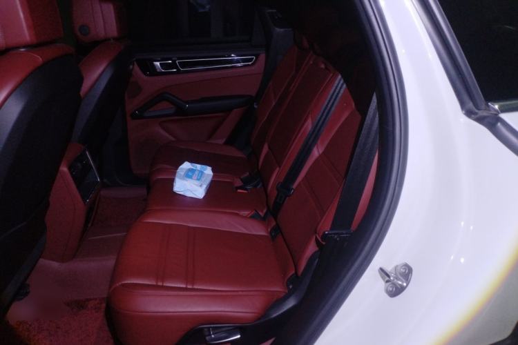 Used Porsche Cayenne 2018 Cayenne 3.0T Left Rear Seat