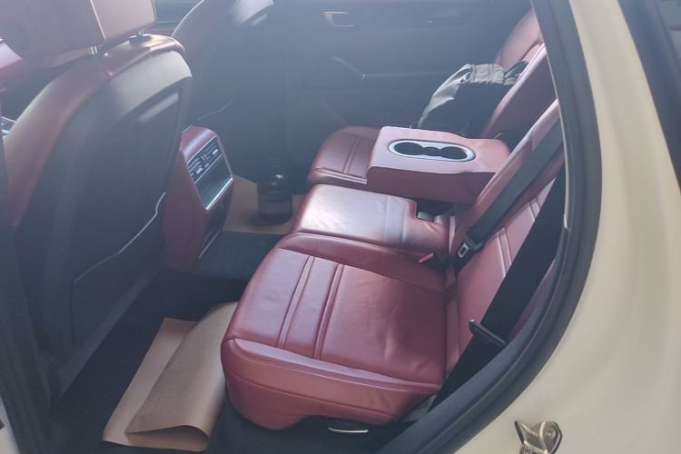 Used Porsche Cayenne 2018 Cayenne 3.0T Left Rear Seat