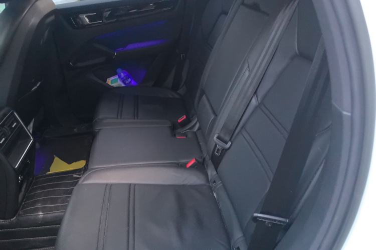 Used Porsche Cayenne 2018 Cayenne 3.0T Left Rear Seat