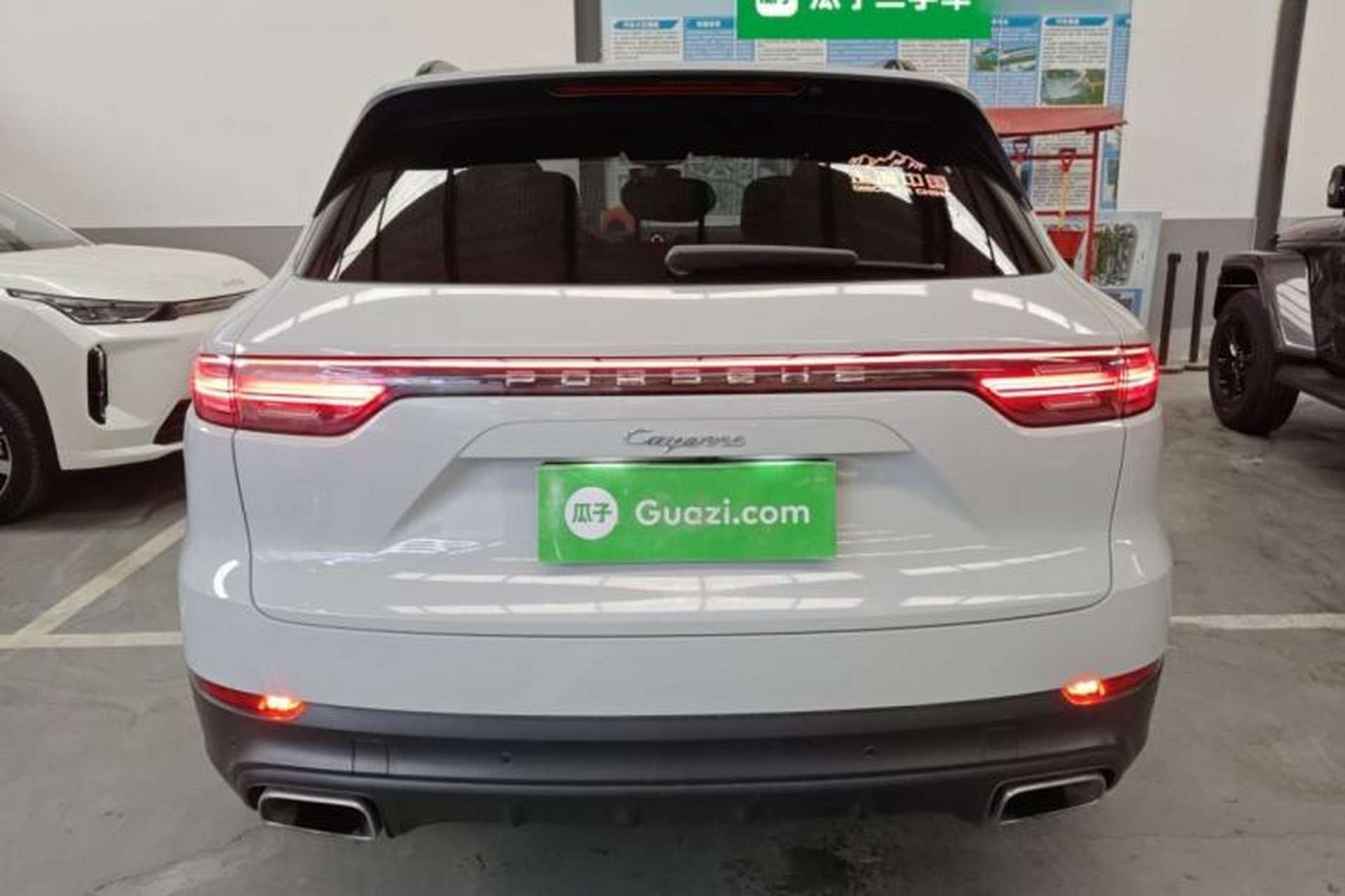 Used Porsche Cayenne 2018 Cayenne 3.0T Rear