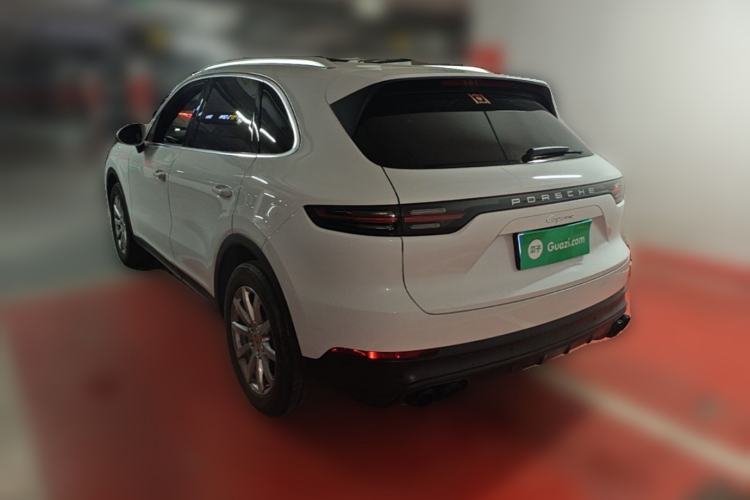 Used Porsche Cayenne 2018 Cayenne 3.0T Rear Left 45 Deg