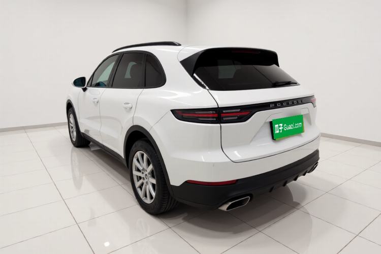 Used Porsche Cayenne 2018 Cayenne 3.0T Rear Left 45 Deg
