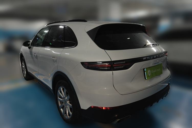 Used Porsche Cayenne 2018 Cayenne 3.0T Rear Left 45 Deg